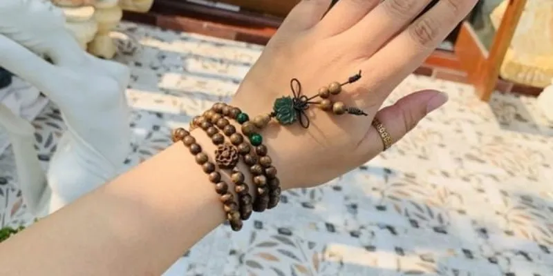 Đứt Vòng Tay Có Điềm Gì? Giải Mã Theo Từng Khung Giờ