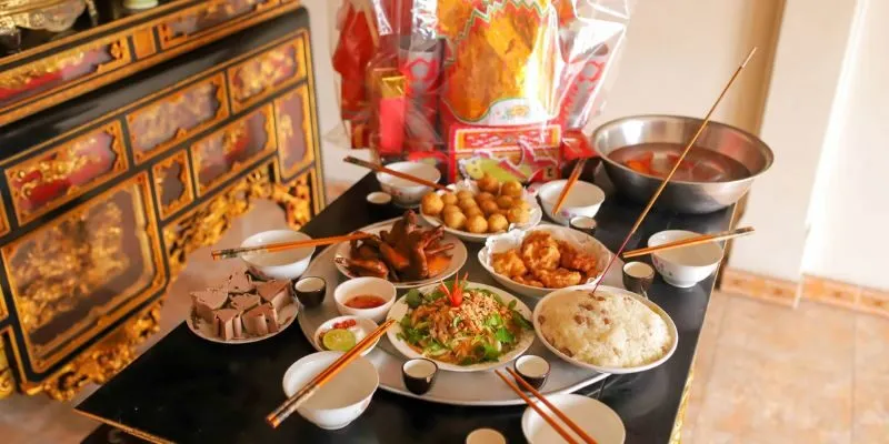 Mâm cỗ cúng ông Công, ông Táo gồm những gì để trọn lễ?