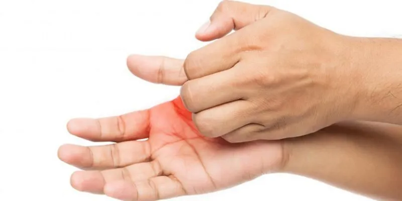 Ngứa Lòng Bàn Tay Điềm Gì? Luận Giải Theo Dân Gian