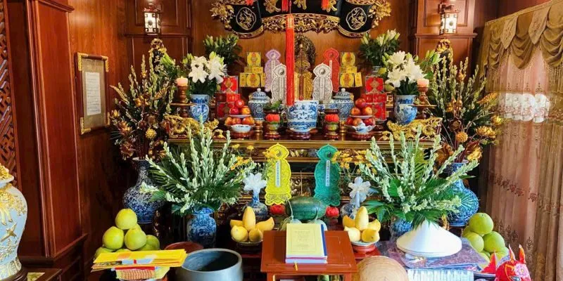 Phong Thủy Bàn Thờ Gia Tiên: Hướng Đặt Thu Hút Tài Lộc